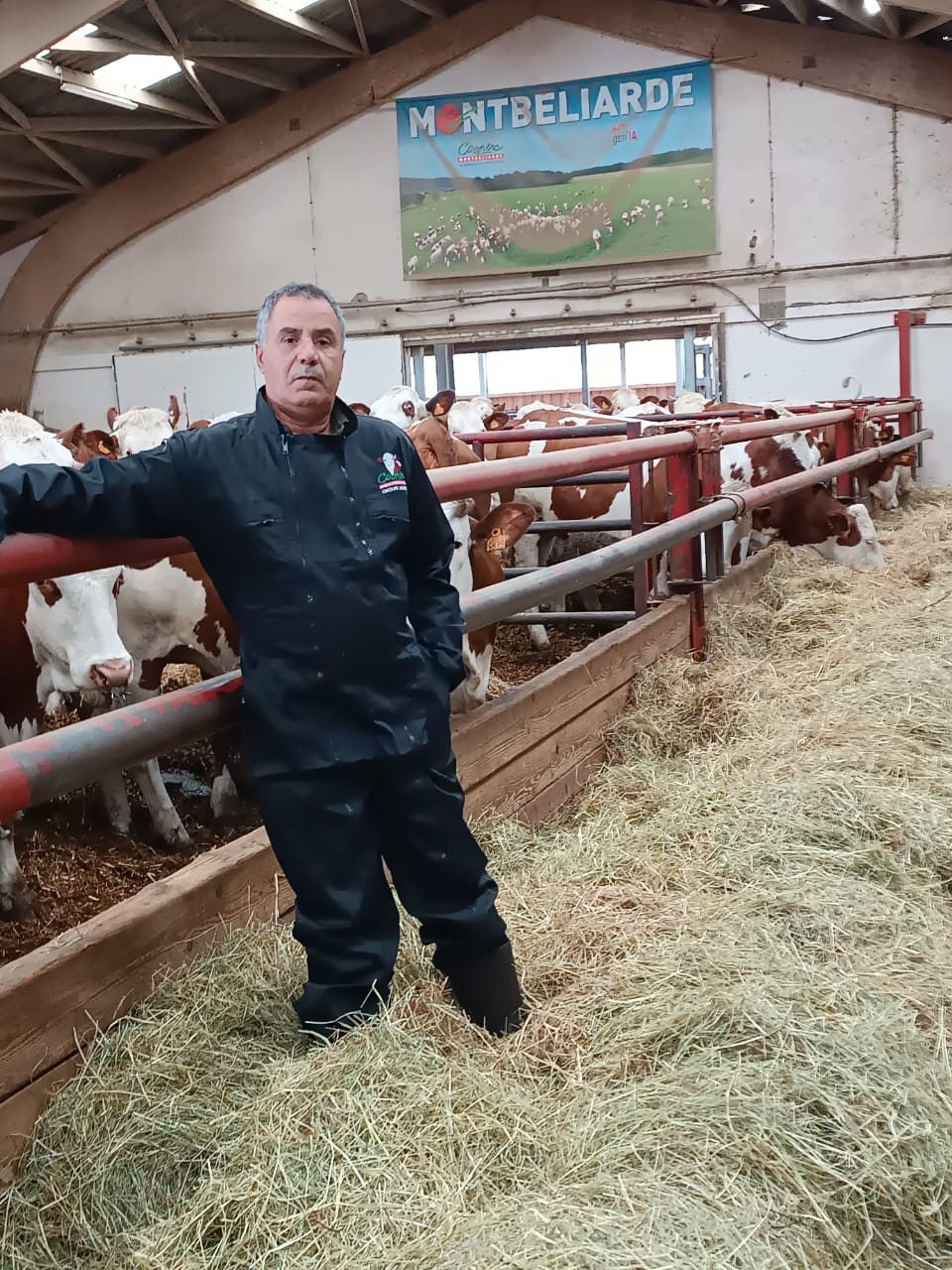 Équipe KIMPEX en élevage partenaire